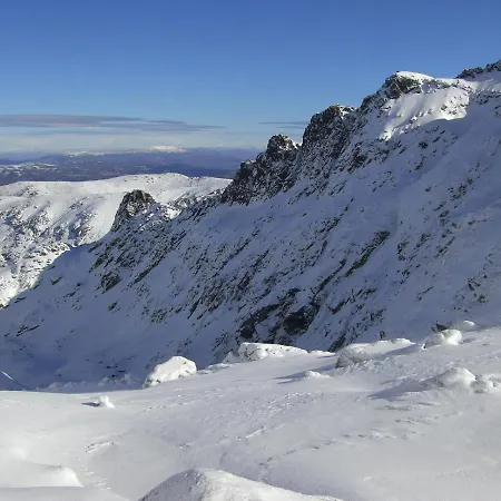度假居 La Piedra Del Mediodia De Gredos *