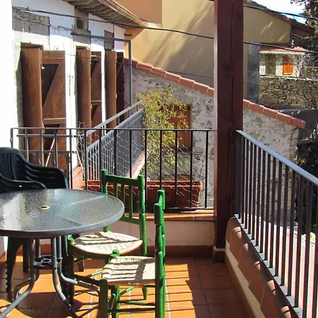 La Piedra Del Mediodia De Gredos