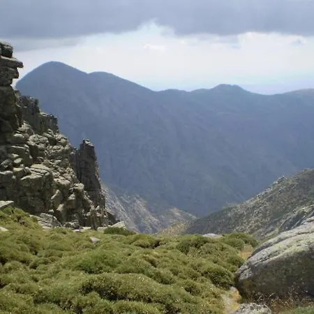 La Piedra Del Mediodia De Gredos * Barajas de Gredos