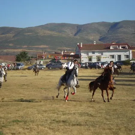 La Piedra Del Mediodia De Gredos Barajas de Gredos
